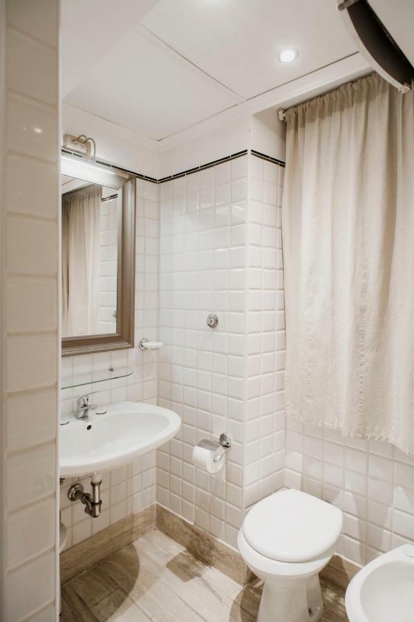 Santa Cecilia Apartment In Via Del Corso Рим Экстерьер фото
