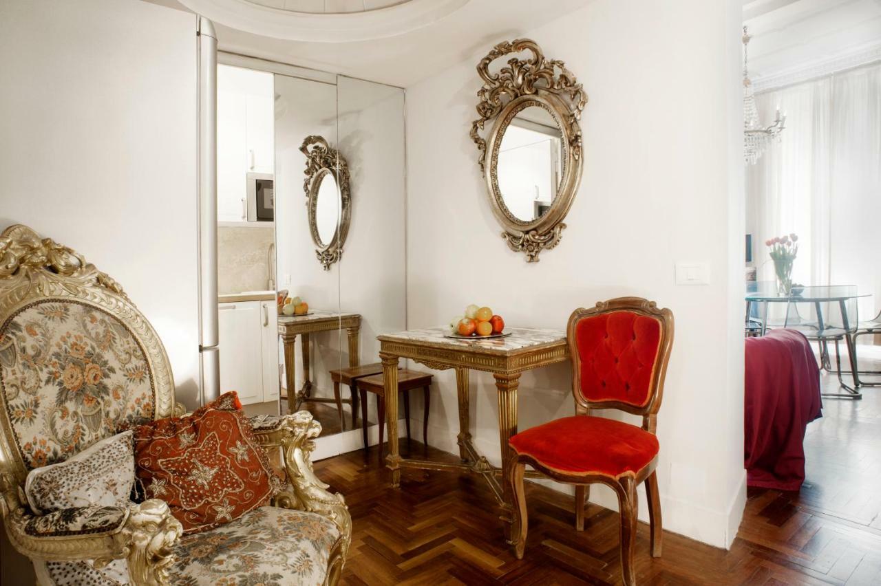 Santa Cecilia Apartment In Via Del Corso Рим Экстерьер фото